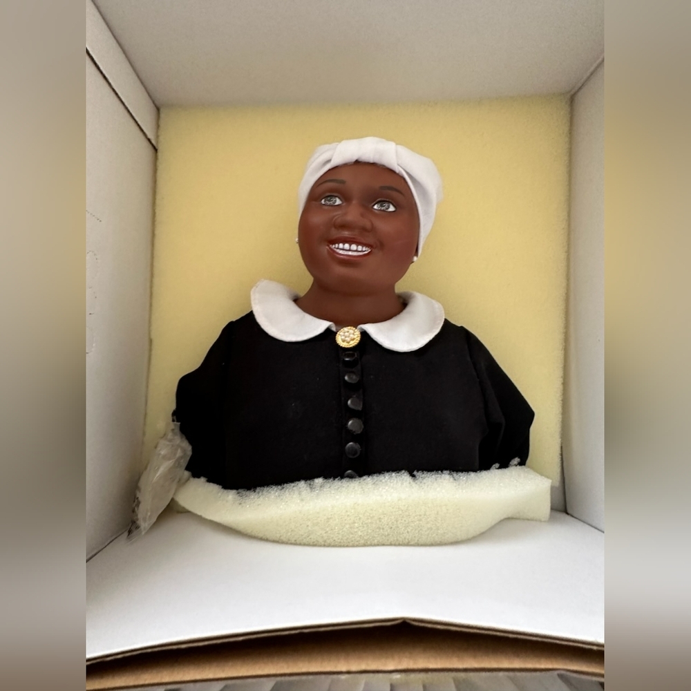 Franklin Mint Gone With The Wind Mammy 20” Porcelain Doll